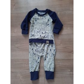 Kutyusos elöl nyíló rugdalózó (62-68-as méret)