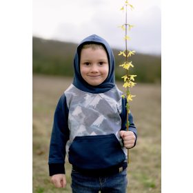 Hagyományos gyerek pulóver kapucnival