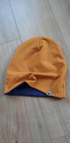 Kifordítható sapka felnőtt és gyerek méretekben